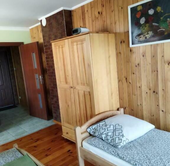 Семейный Номер, Pokoje Inulec