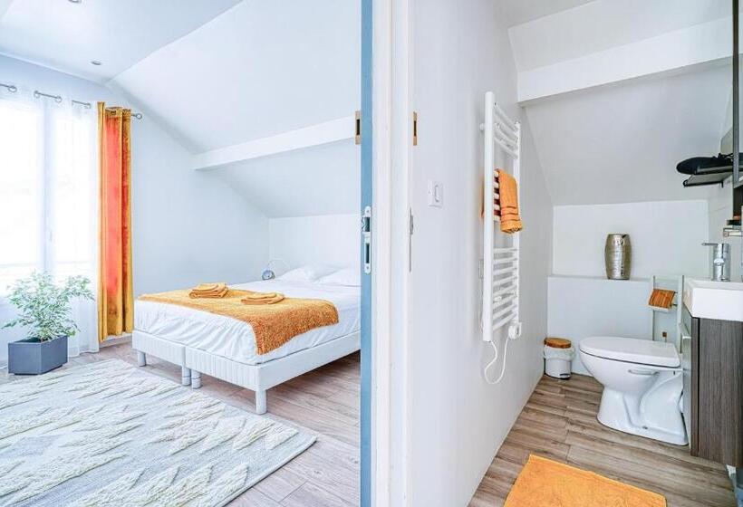 Standard room with outdoor bath, Greg & Theo S