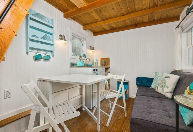 디럭스 스튜디오, Tiny Digs   Hotel Of Tiny Houses