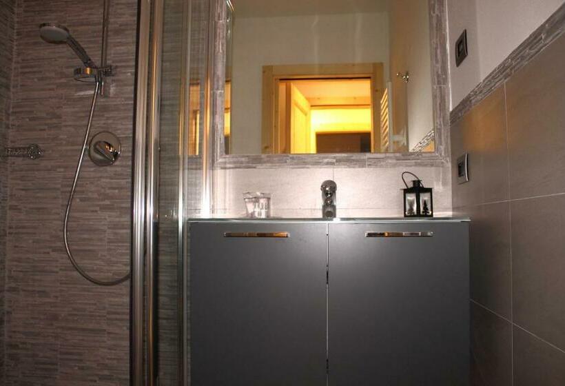 اتاق استاندارد یک نفره, B&b Augusto