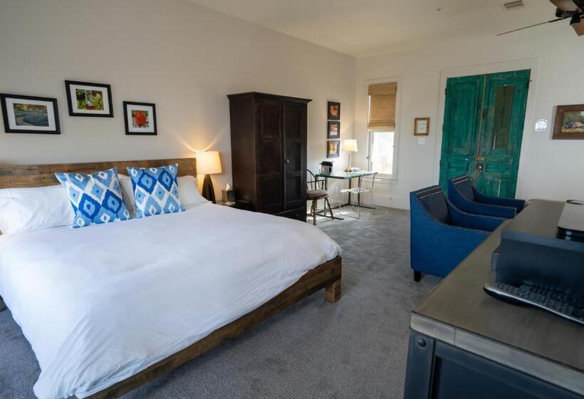 חדר דחוקס עם מיטת קינג, Sage Hill Inn & Spa