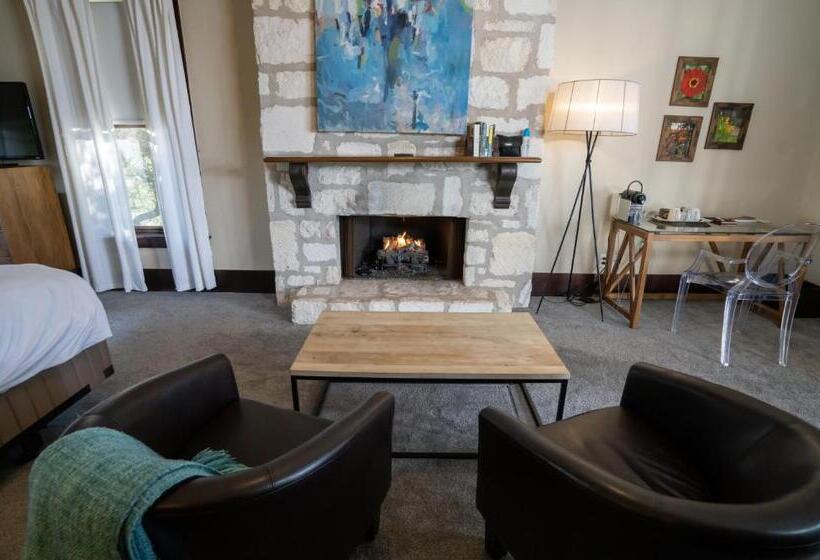 חדר דחוקס עם מיטת קינג, Sage Hill Inn & Spa