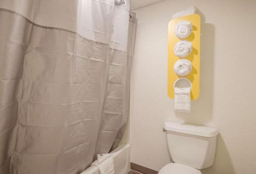 Номер Стандарт, Motel 6 Big Springs, Ne