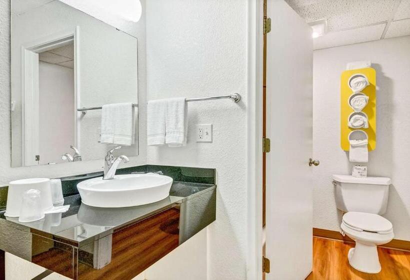 Номер Deluxe, Motel 6 Big Springs, Ne