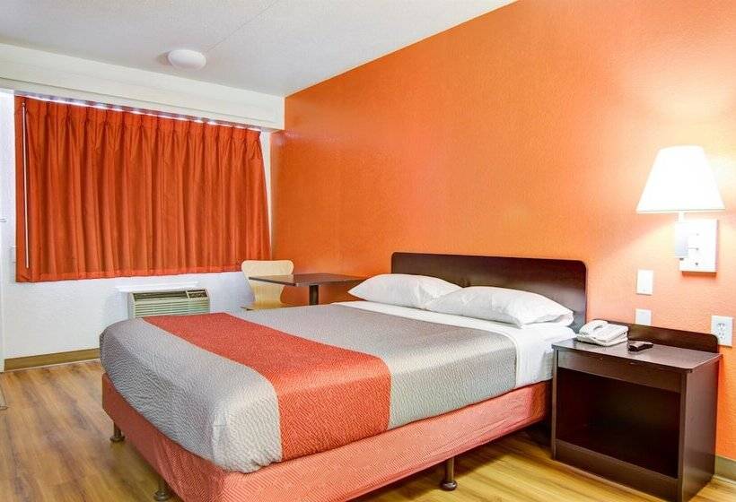 Номер Deluxe, Motel 6springfield, Mo  North