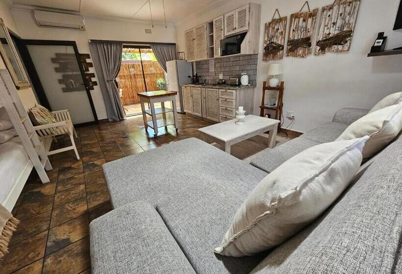 패밀리 스위트, Leopard Corner Lodge
