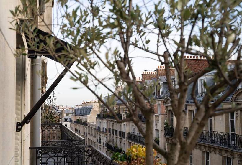 اتاق سوپریور, Bachaumont