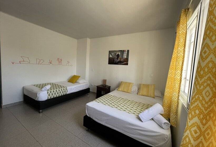 标准三人间, Viajero San Andres Hostel