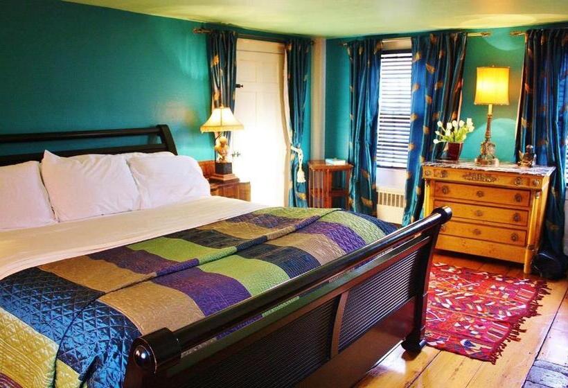 스탠다드 스튜디오 킹침대, Moroccan Boutique Guest House