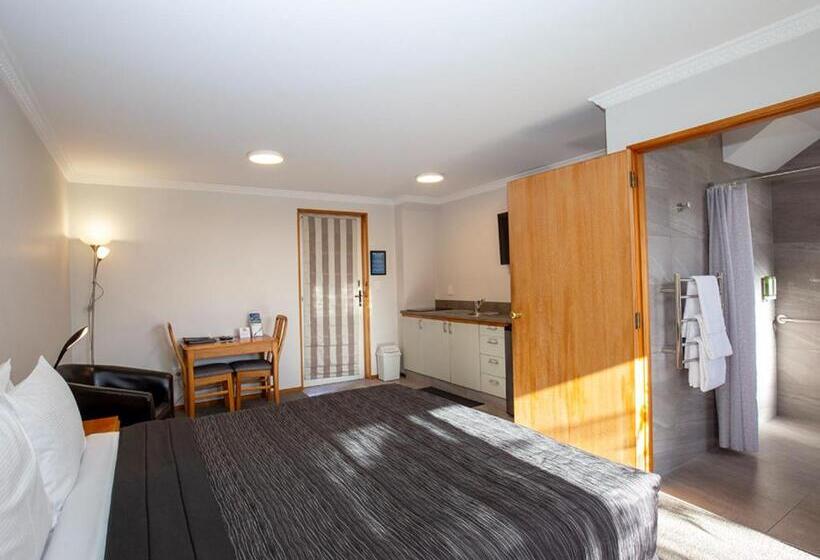 스탠다드 스튜디오 킹침대, Asure Chelsea Gateway Motor Lodge