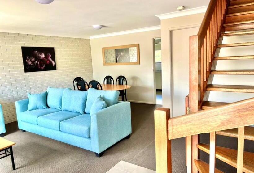 Апартаменты 2 Спальни, Bathurst Motor Inn