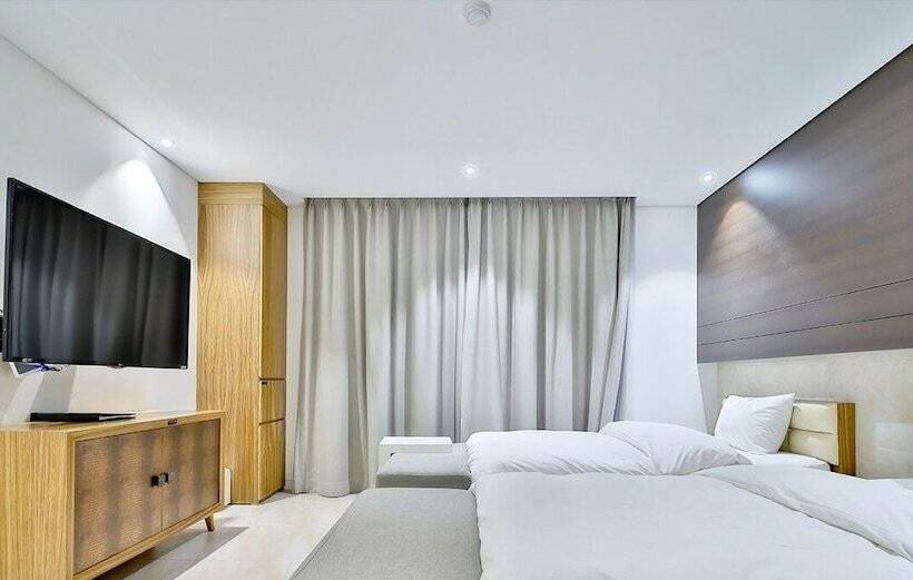 프리미엄 룸, Golden Hotel Incheon