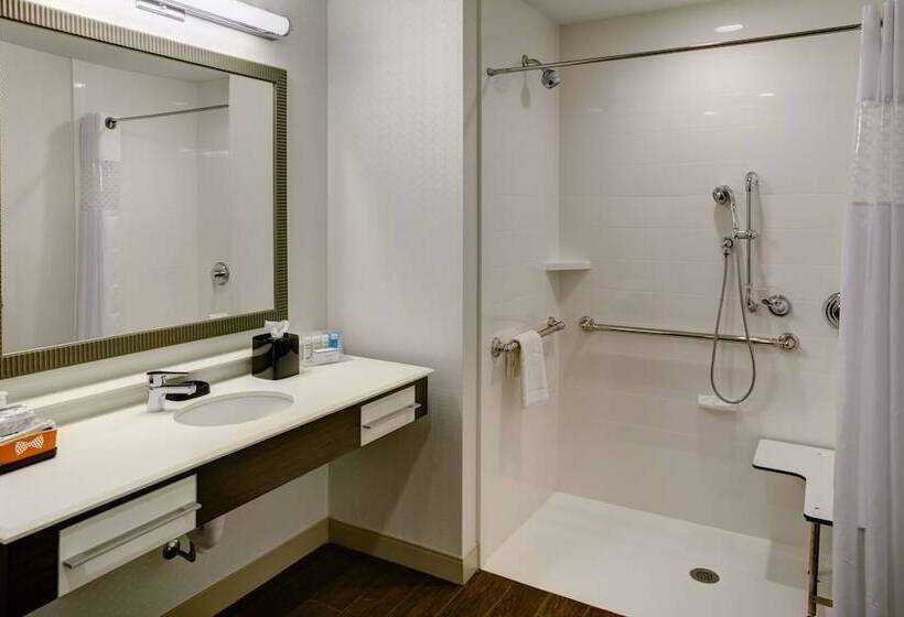 Номер Стандарт Адаптированный для Инвалидов, Hampton Inn & Suites Vero Beach Downtown