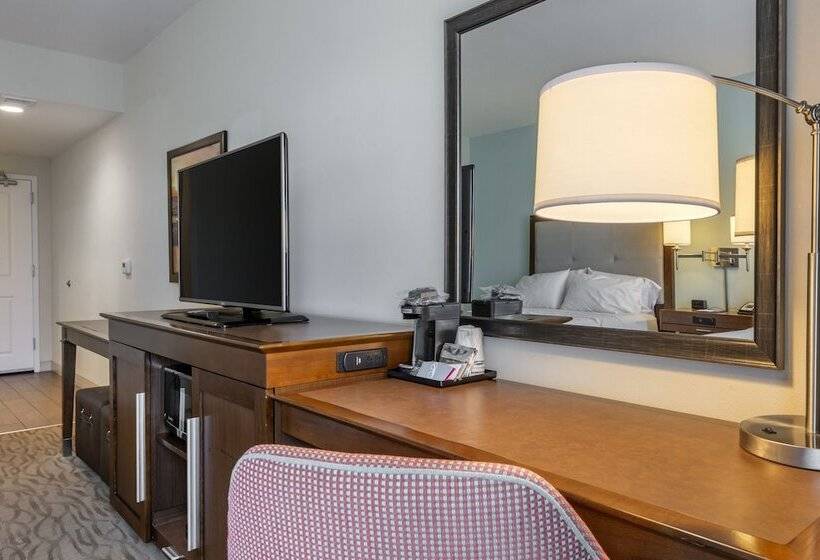 Номер Стандарт Адаптированный для Инвалидов, Hampton Inn & Suites Vero Beach Downtown