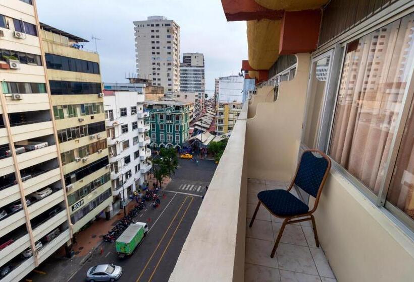 Номер Стандарт с Гидромассажем, Malecon Inn