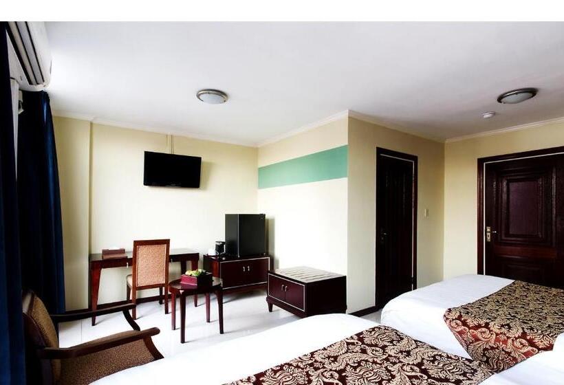 اتاق استاندارد چهار تخته, Palacio