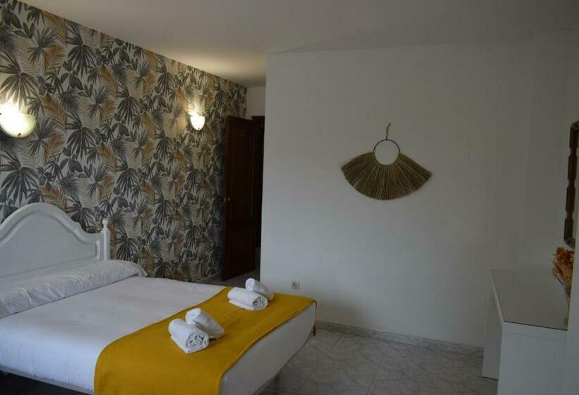 Quarto Estandar, Xunca Blanca