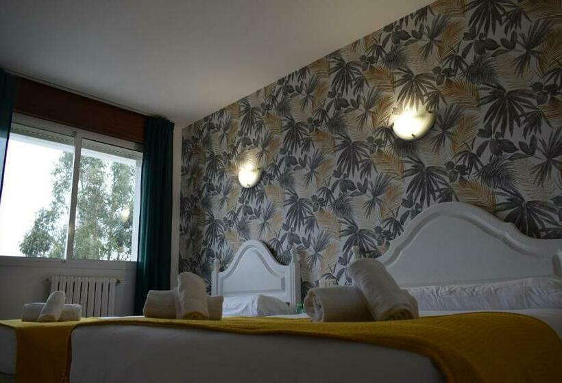 Quarto Triplo Estandar, Xunca Blanca