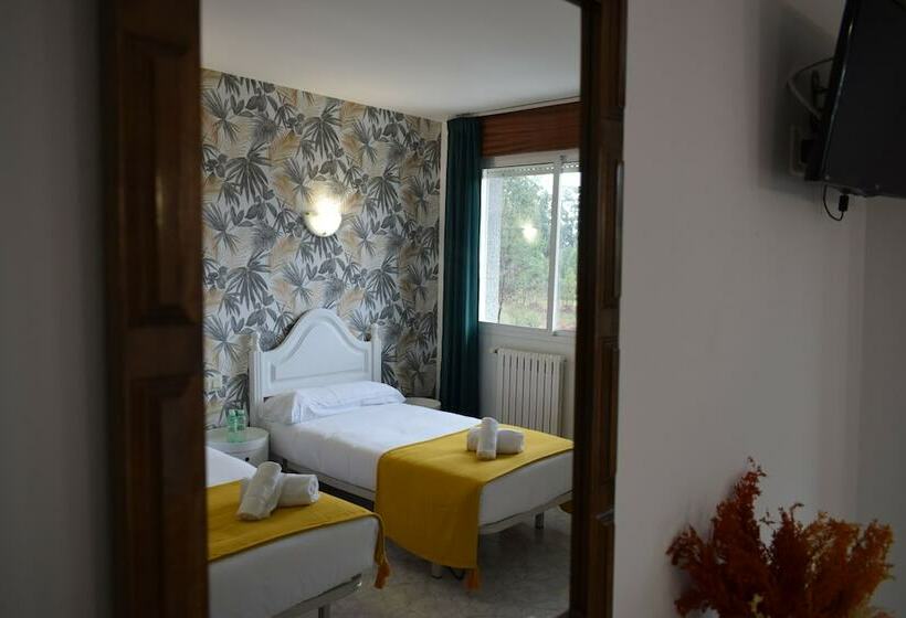 Quarto Triplo Estandar, Xunca Blanca
