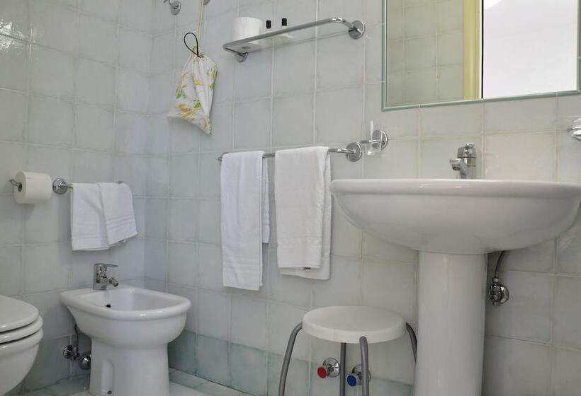 Quarto Comfort, La Marticana