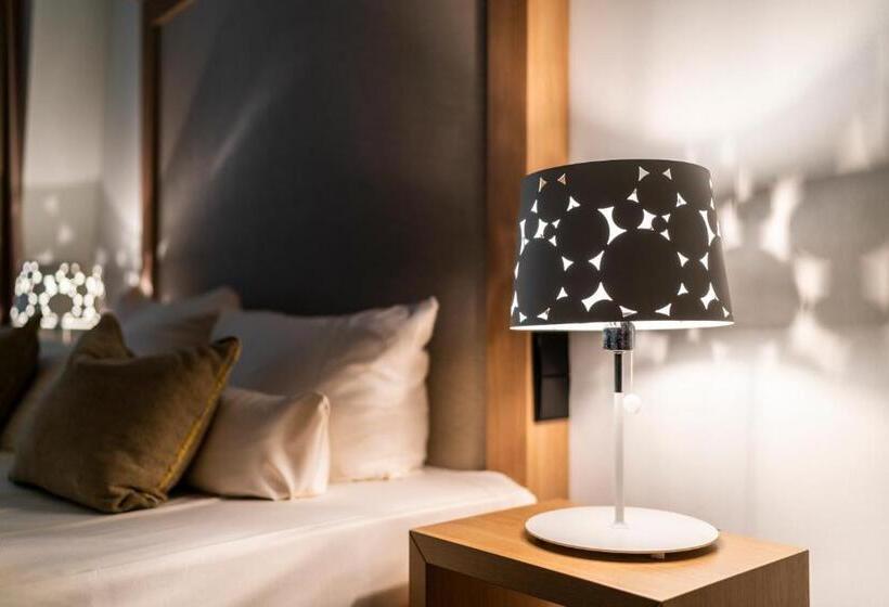 스탠다드 스튜디오, Aparthotel Am Schloss