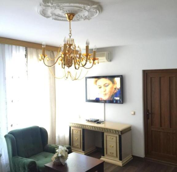 سوییت, Adria