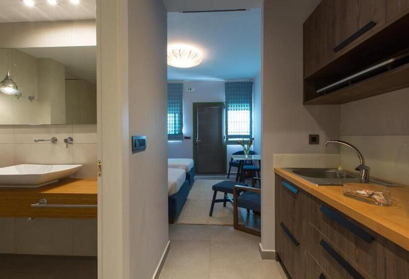 Четырехместный Номер Стандарт, Anthemion Suites And Villas