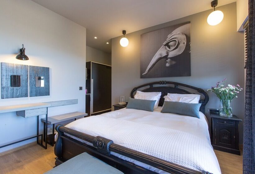 Номер Стандарт Трехместный, Anthemion Suites And Villas