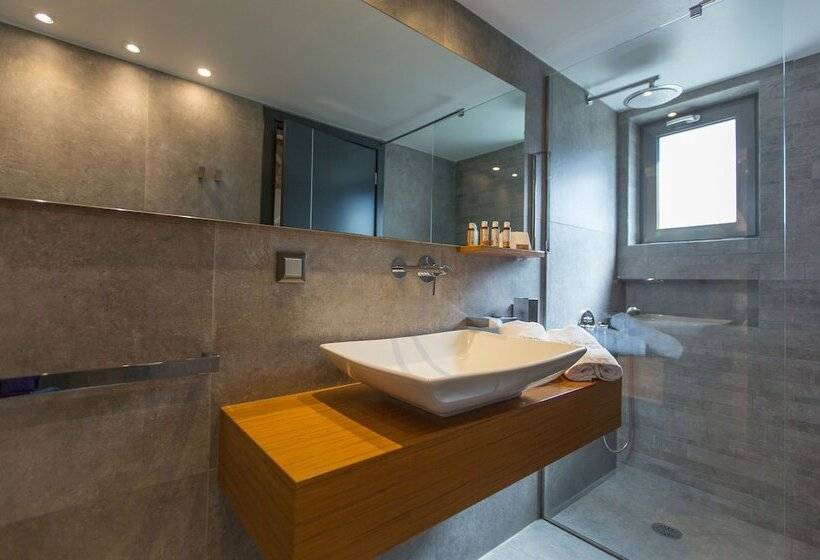 Семейный Номер, Anthemion Suites And Villas