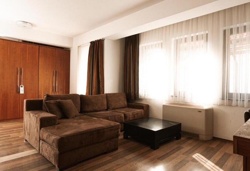 مجموعه ویستا شهر, Centrum Prizren