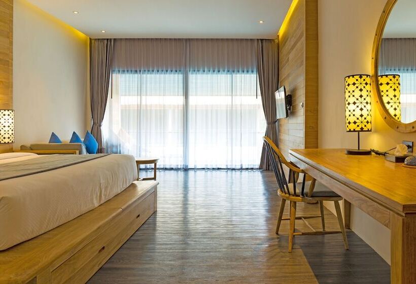 Номер Superior Вид на Бассейн, Akira Lipe Resort
