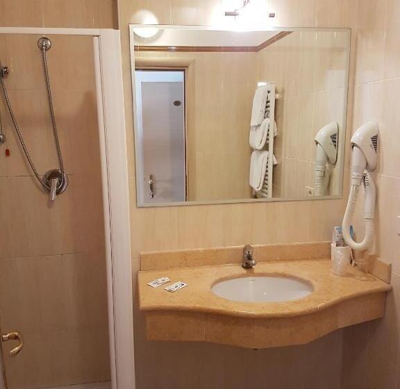 اتاق خانوادگی, All Inclusive Hotel Piccolo Paradiso