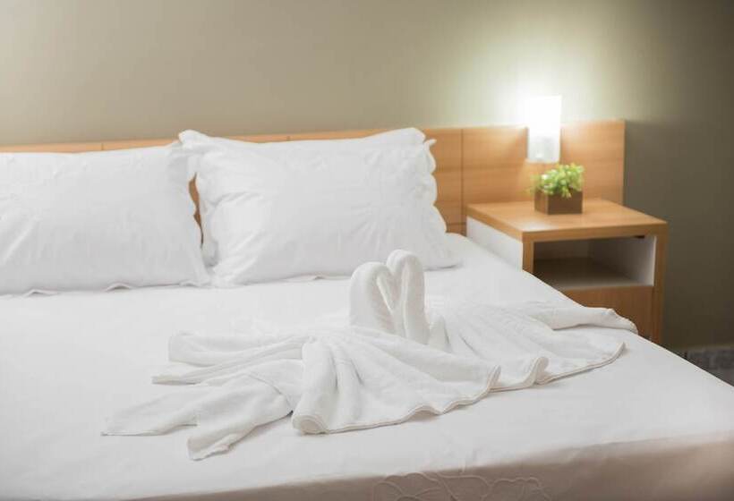 Номер Deluxe, River Palace