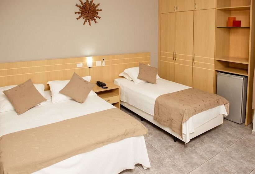 Трехместный Номер Deluxe, River Palace