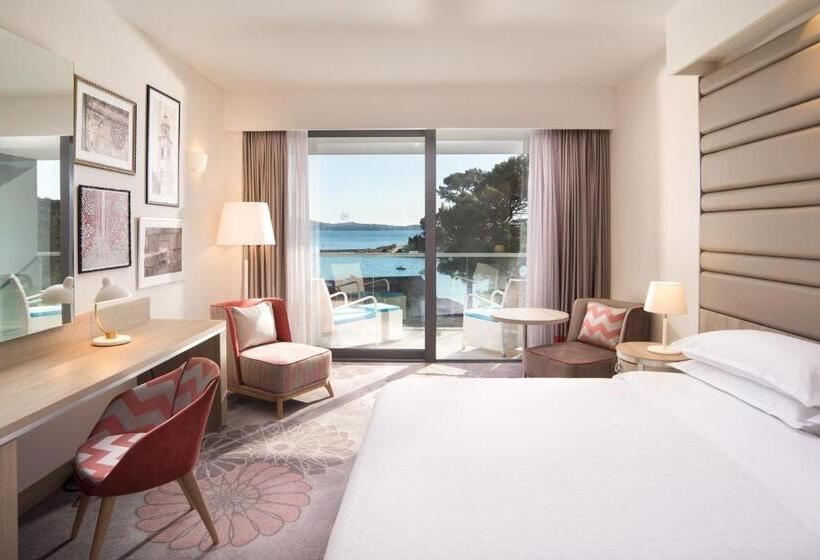 اتاق لوکس با تخت بزرگ, Sheraton Dubrovnik Riviera