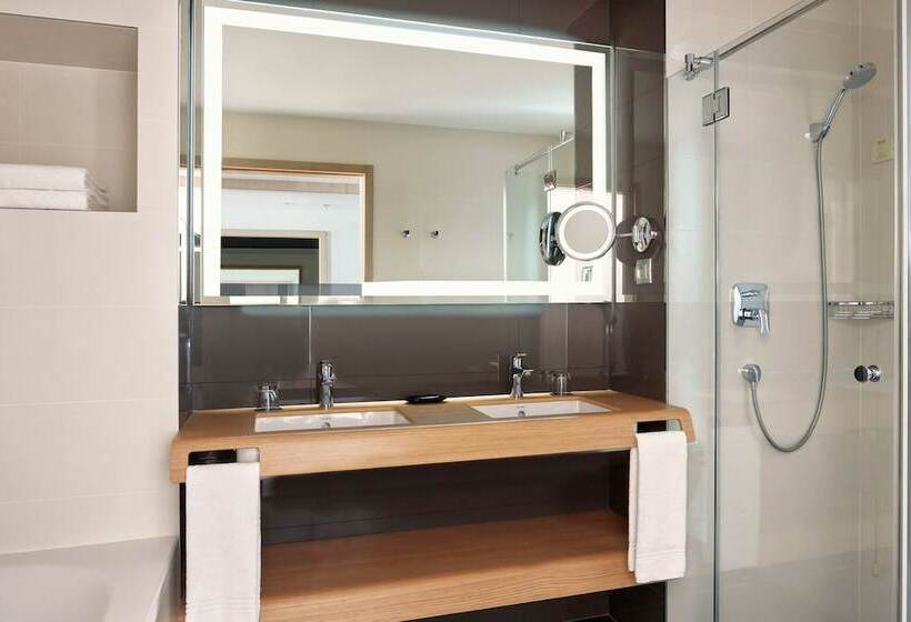 Classic Interior Room, Sheraton Dubrovnik Riviera