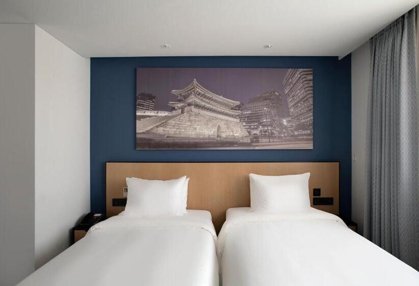 Quarto Deluxe, Travelodge Myeongdong City Hall