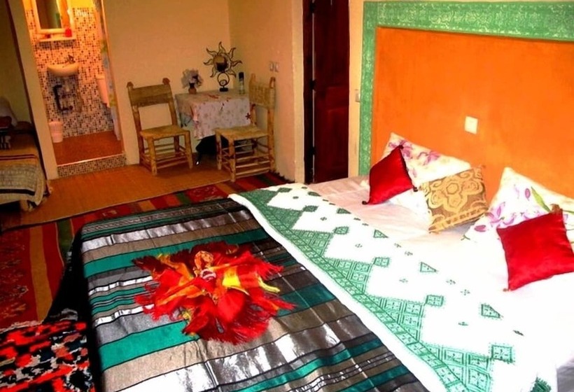 클래식 룸 더블 침대, Kasbah Chez Les Berberes