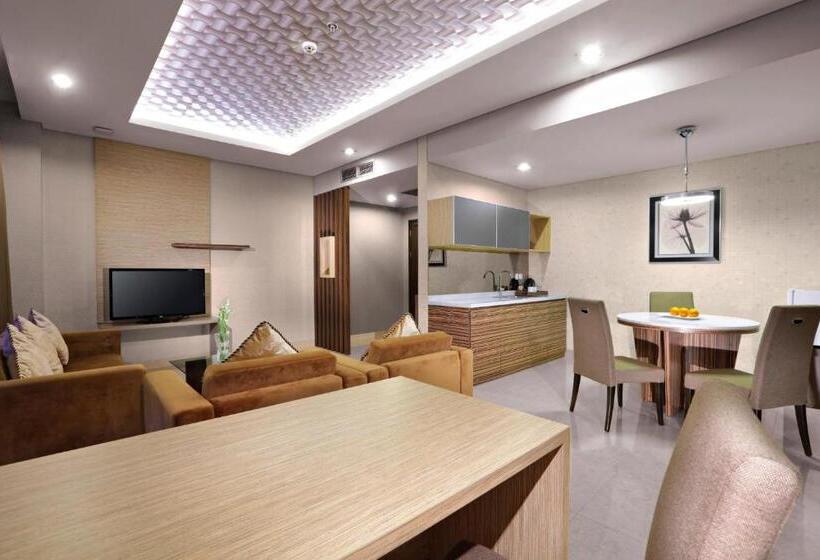 جناح جونيور, Aston Imperial Bekasi Hotel & Conference Center