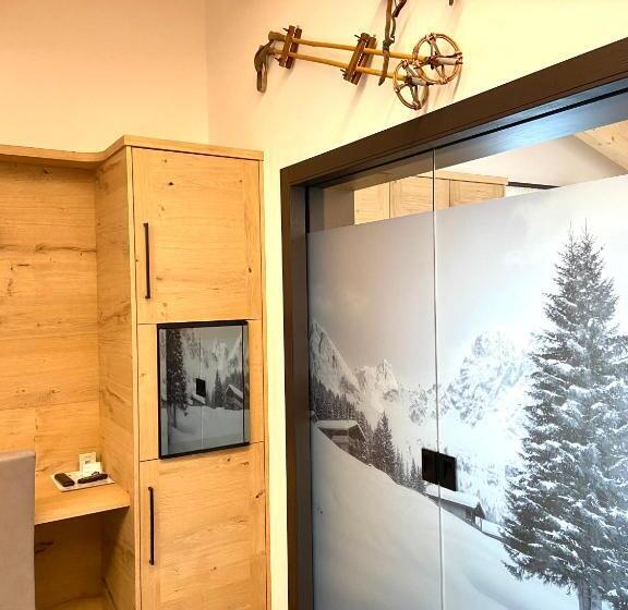 산 전망 스위트, Chalet Alaska