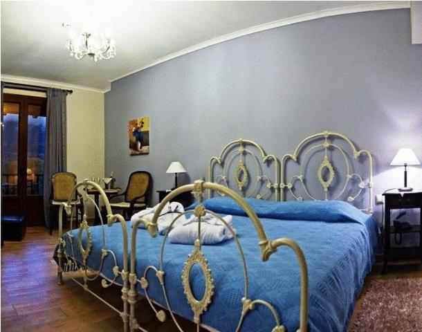 Президентский Люкс, Melegos Inn