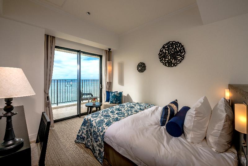 اتاق استاندارد با چشم‌انداز دریا, Monterey Okinawa Spa & Resort