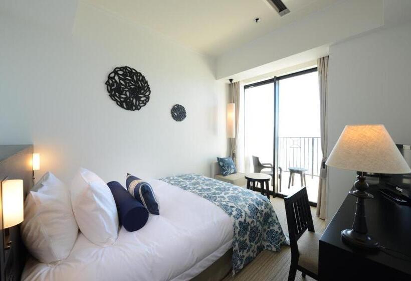 اتاق استاندارد با چشم‌انداز دریا, Monterey Okinawa Spa & Resort