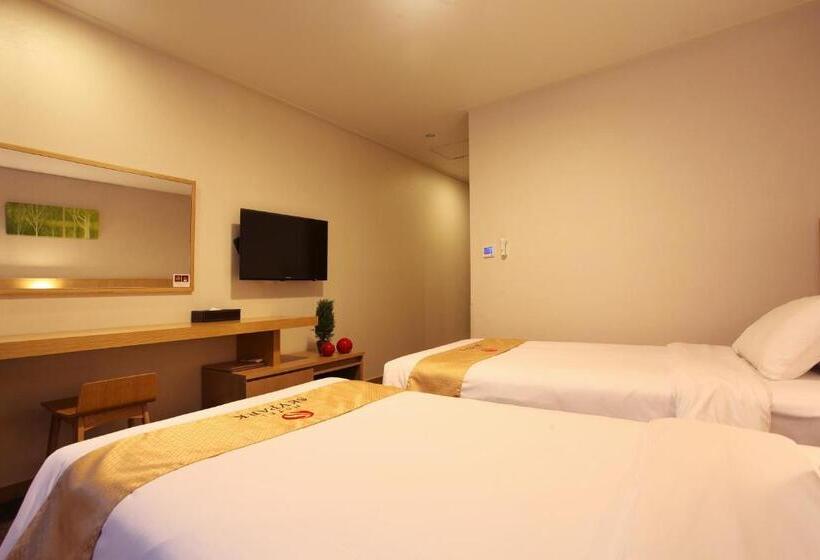 Номер Стандарт, Skypark Jeju 1