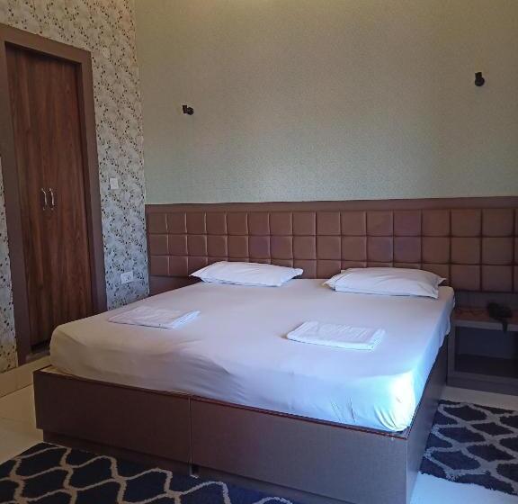 Quarto Deluxe, Alka