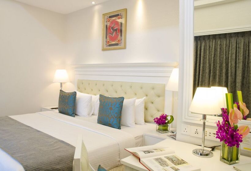 스탠다드 스튜디오, Royale Chulan Penang