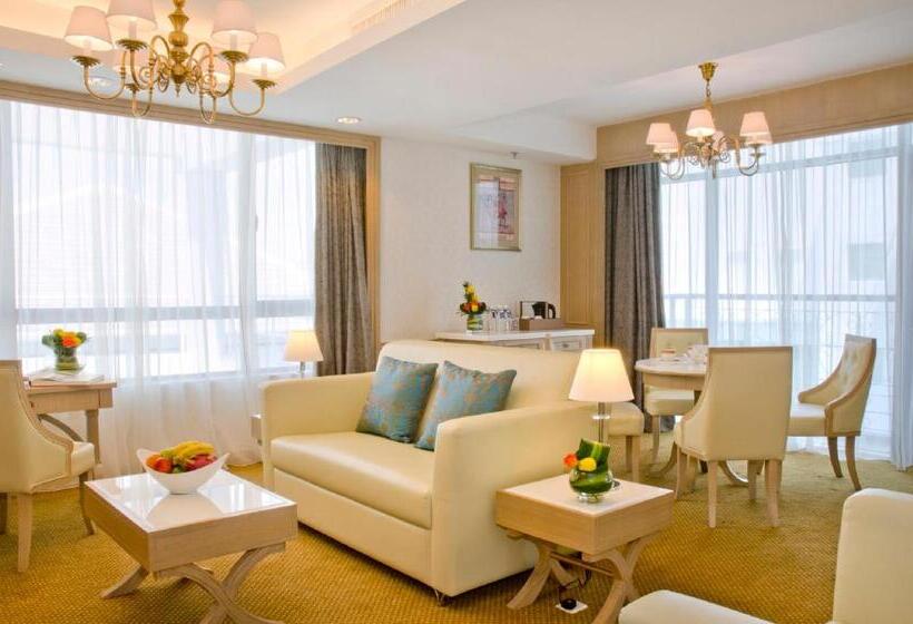 디럭스 스위트, Royale Chulan Penang
