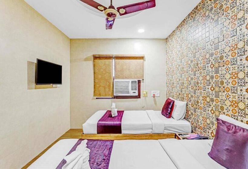 Номер Deluxe, Season 4 Residences   Teynampet Near Apollo Hospital ,balaji Dental, Us Consulate
