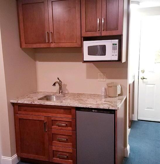 Люкс, Eastern Inn & Suites
