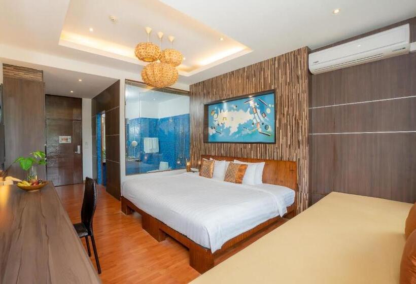 스탠다드 스튜디오, Dhevan Dara Beach Villa Kuiburi